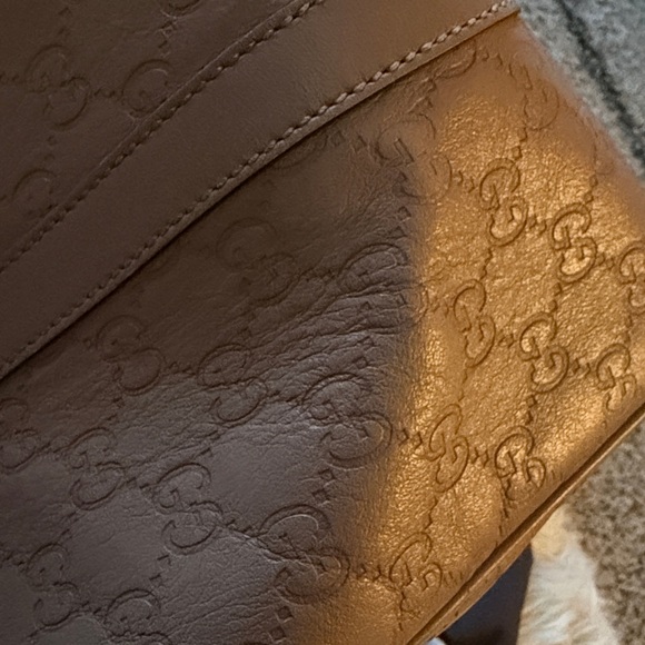 Gucci Women's Brown Leather Satchel - Picture 12 of 16